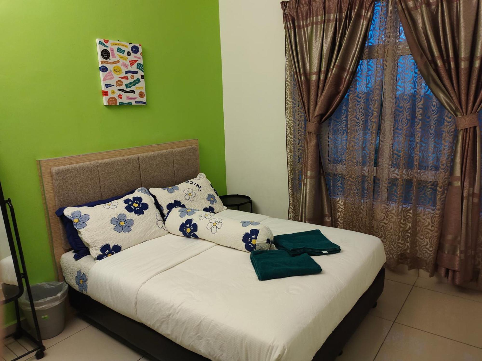 2 Rooms Homestay Deviana Wakaf Che Yeh Kota Bharu Exterior photo